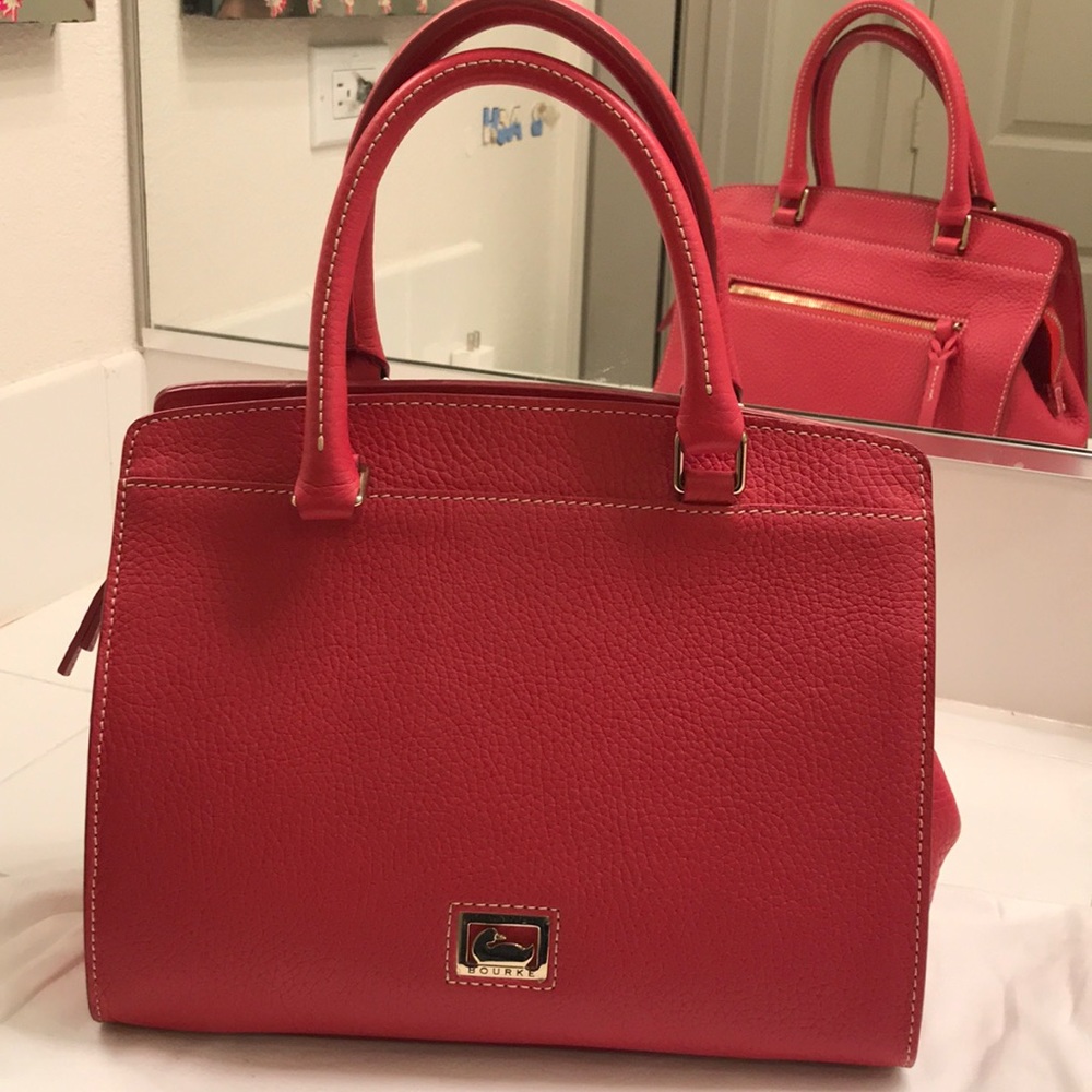 Dooney Bourke hand bag with dust bag
